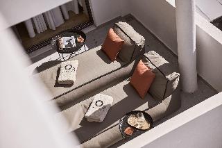 O2 Suites Glyfada