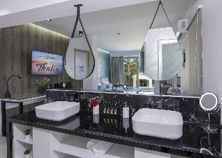 Xsuites