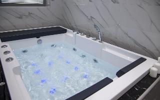 Xsuites