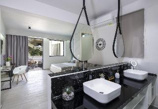 Xsuites