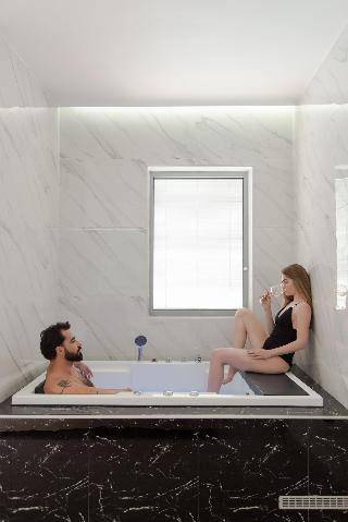 Xsuites