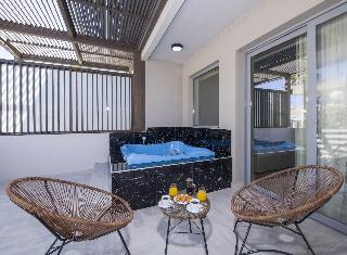 Xsuites