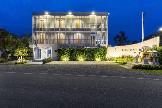 Hatchao Heritage Beachfront Resort