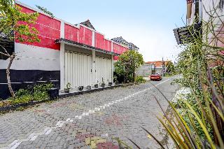 Oyo 91795 Kos Jeehel Syariah