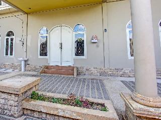 Oyo 91739 Ayu Bypass Mansion