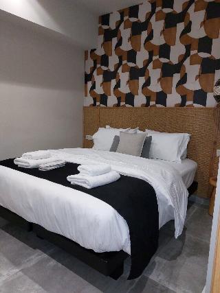 Chapter 02 Gallery Suites