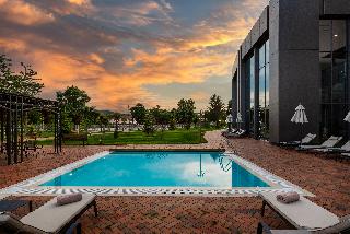 Kings' Valley Medical & Spa Hotel