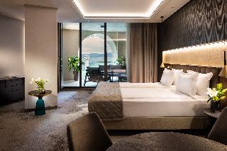 Kings' Valley Medical & Spa Hotel