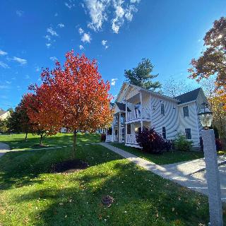 Golden Gables Inn