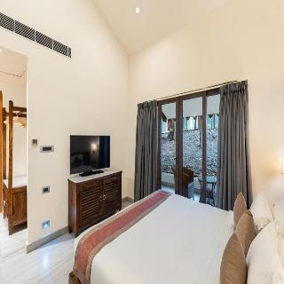 Room Room