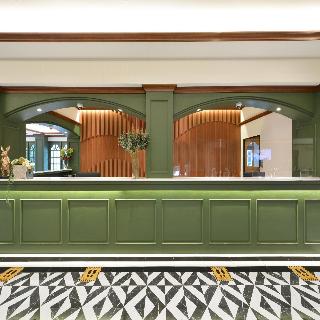 The Raintree Hotel