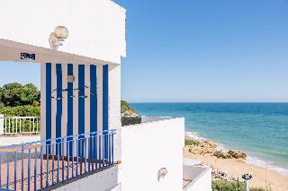 Monicca Collection Suites & Residences