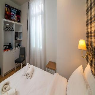 Brettania Hotel
