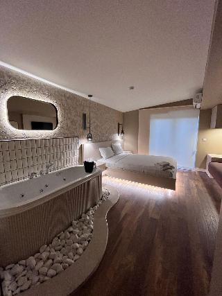 Avwan Hotel Cigli