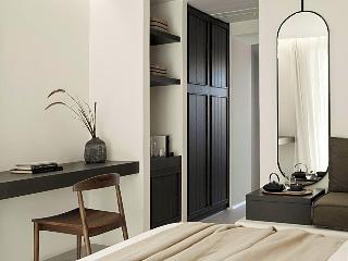 Ezio Bo Luxury Living