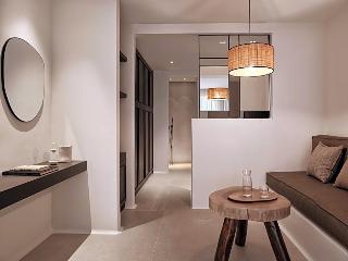 Ezio Bo Luxury Living