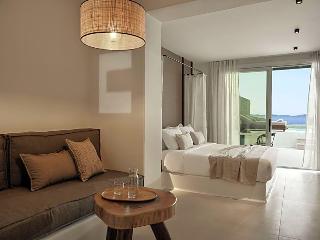 Ezio Bo Luxury Living