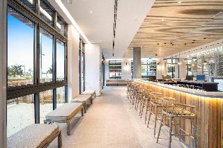 Holiday Inn Hotel & Suites Sunshine Coast by IHG