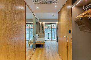 Room Room