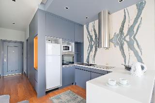 Benesta Residence By Newinn