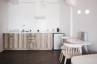 Amphitrite Suites Santorini
