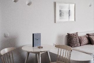 Amphitrite Suites Santorini
