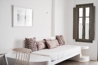 Amphitrite Suites Santorini