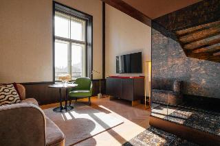 Room Room