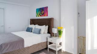 Sea View Apartments - Avenue Hotel