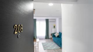 Sea View Apartments - Avenue Hotel