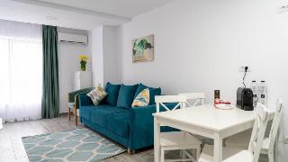 Sea View Apartments - Avenue Hotel
