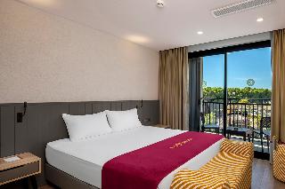 Room Room