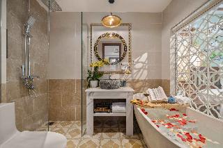 Room Room