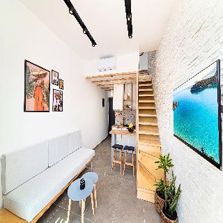 Aelia Suite