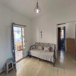 Albatross Apartments