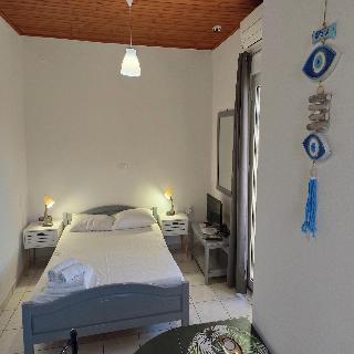 Albatross Apartments