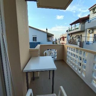 Albatross Apartments