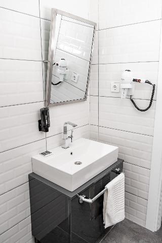 Comfort Center Suit Hotel