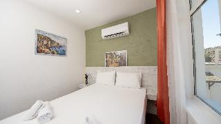 Room Room