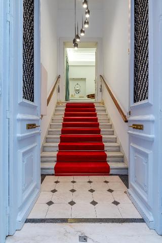 2mazi Suites