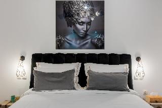 2mazi Suites