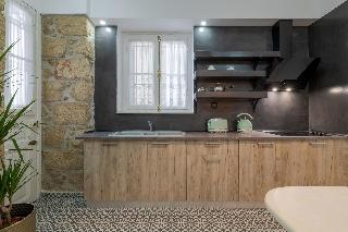 2mazi Suites