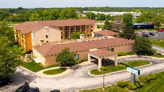 Spark by Hilton Bettendorf Quad Cities