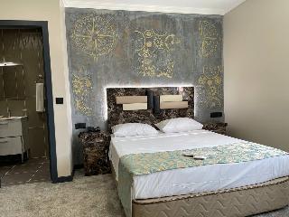 Room Room