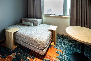Room:TWN.CV