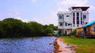 See Belize Vacation Rentals & Tours