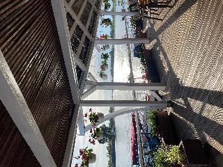 Paradise Delta House