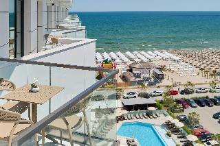 Alezzi Infinity Resort & Spa