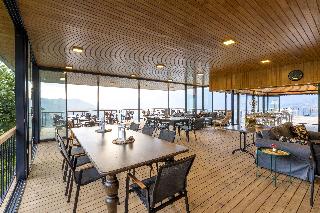 AVENA MOUNTAIN HOTEL