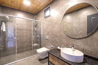 AVENA MOUNTAIN HOTEL